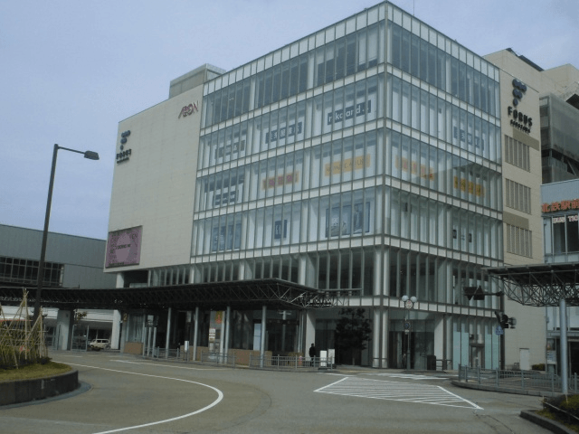 Kanazawa FORUS 외관